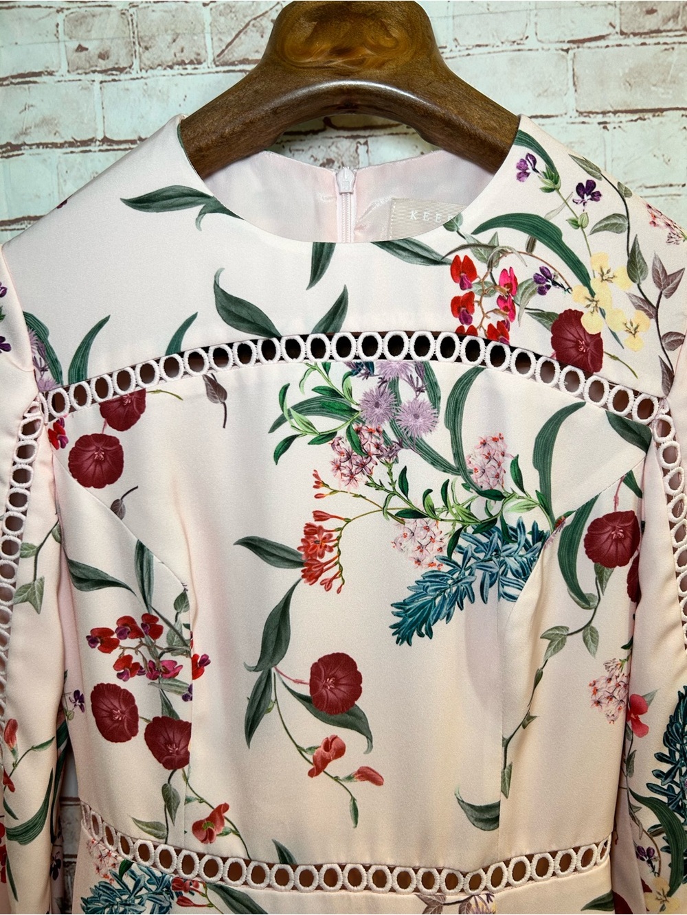 Keepsake The Label‎ Floral Bell Sleeve Shift Mini Dress Pink Romantic Wedding - Picture 6 of 14